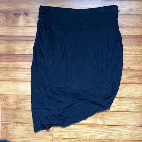 Express Asymmetrical Skirt - Picture 3 of 3
